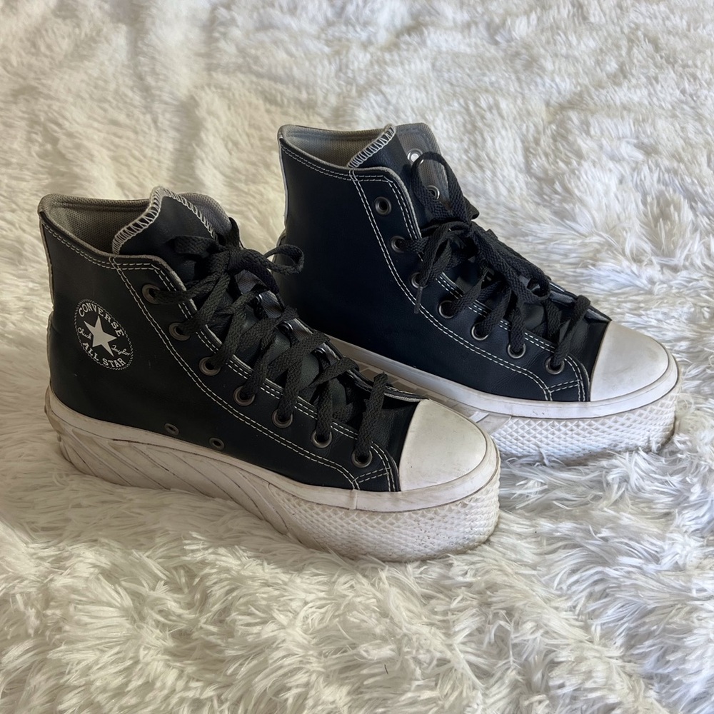 Chuck Taylor All Star Lift 2X Platform Matte Metallic Sneakers - Picture 2 of 13